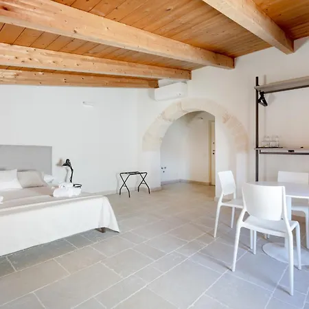 Апартаменты Palazzo Della Torre 201- Modern Historic