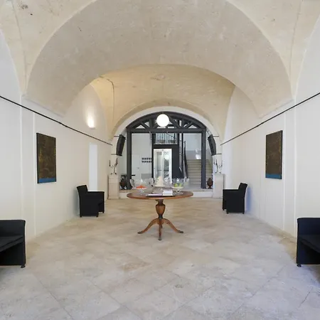 Palazzo Della Torre 201– Modern Historic Appartamento *