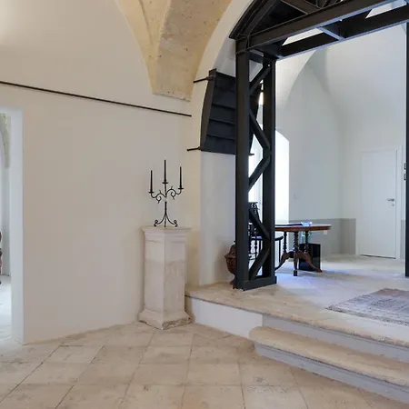 Palazzo Della Torre 201- Modern Historic *