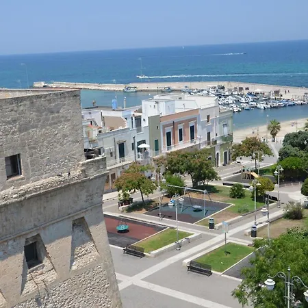 Palazzo Della Torre 201- Modern Historic Bari